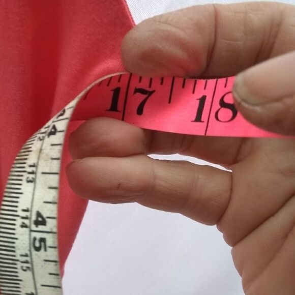 Hailey:23 dress  - Picture 4 of 4